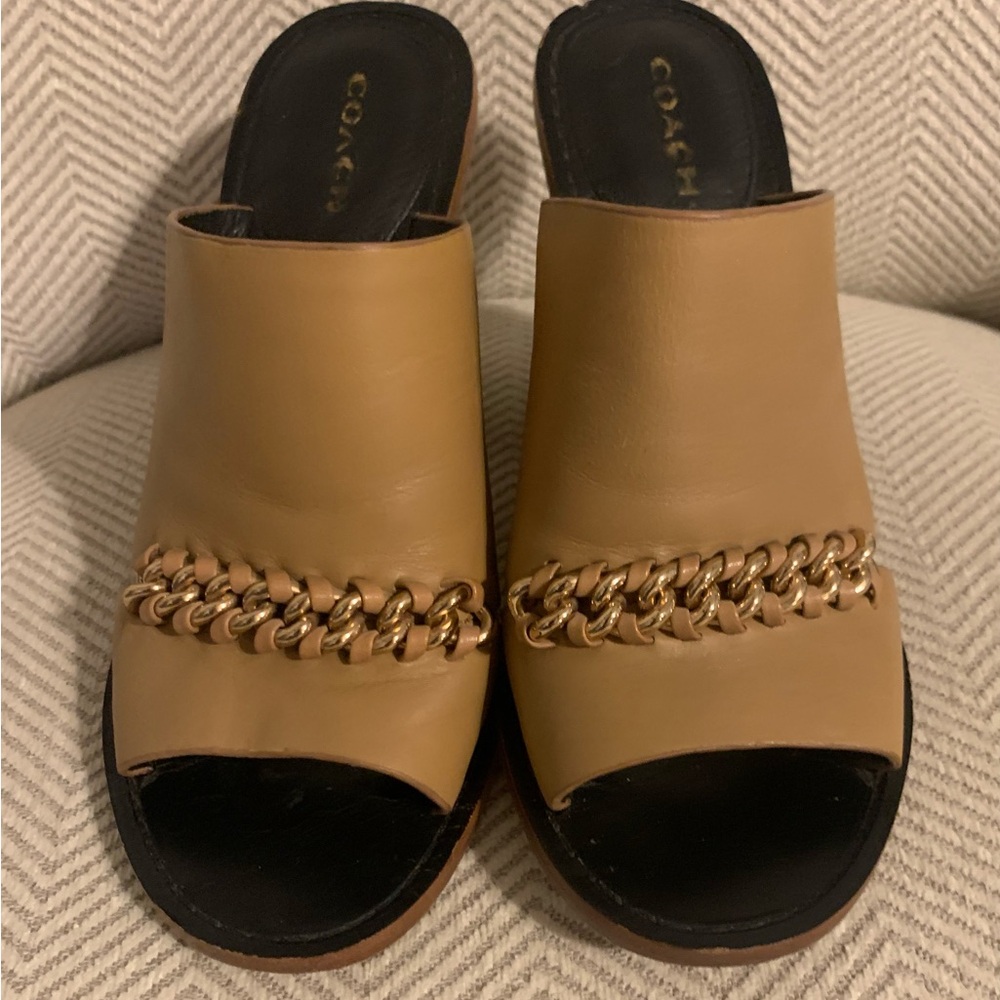 COACH HEELS KYLIE SLIP ON SIZE 7.5